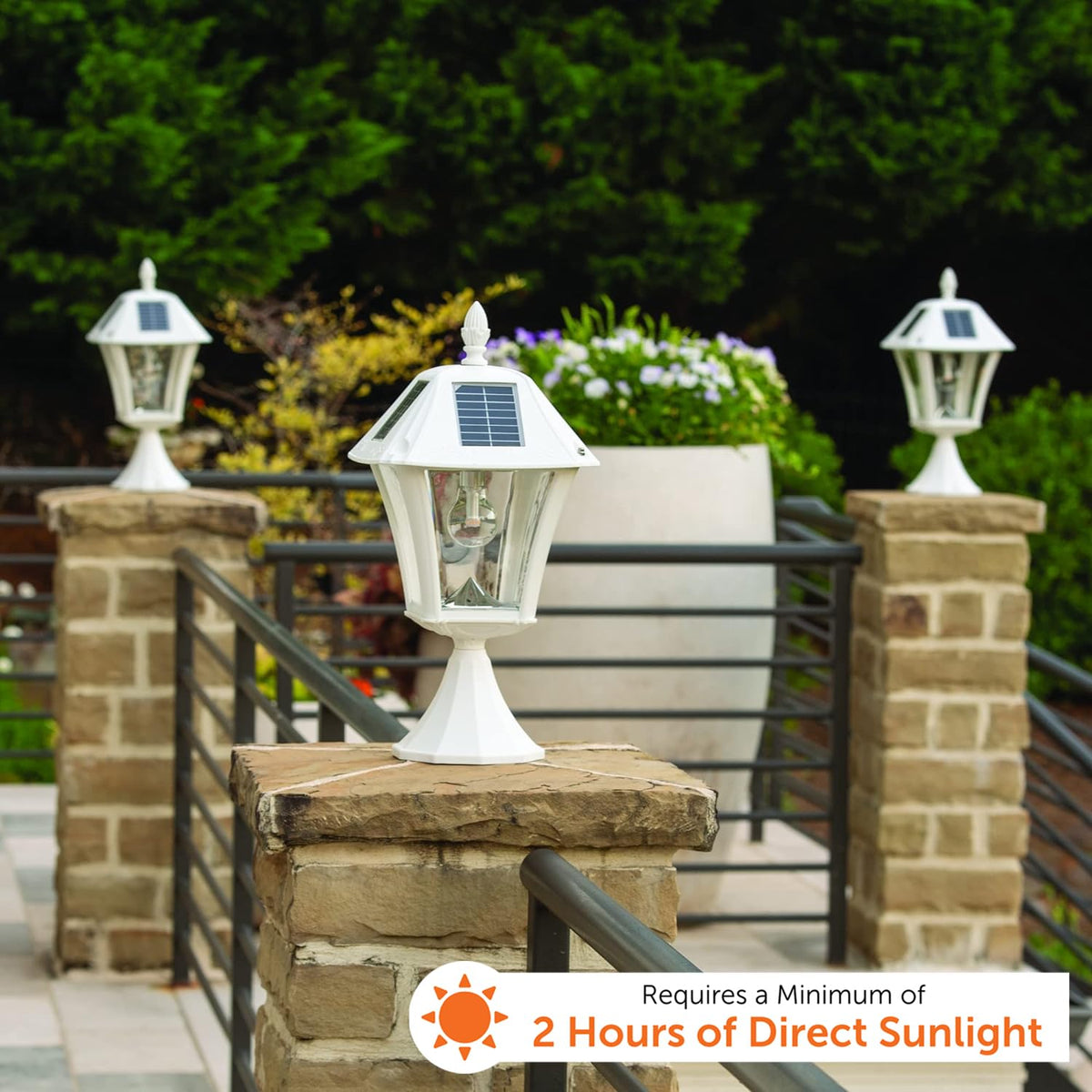 White Outdoor Solar Post Light with 3 Mounting Options Q31393
