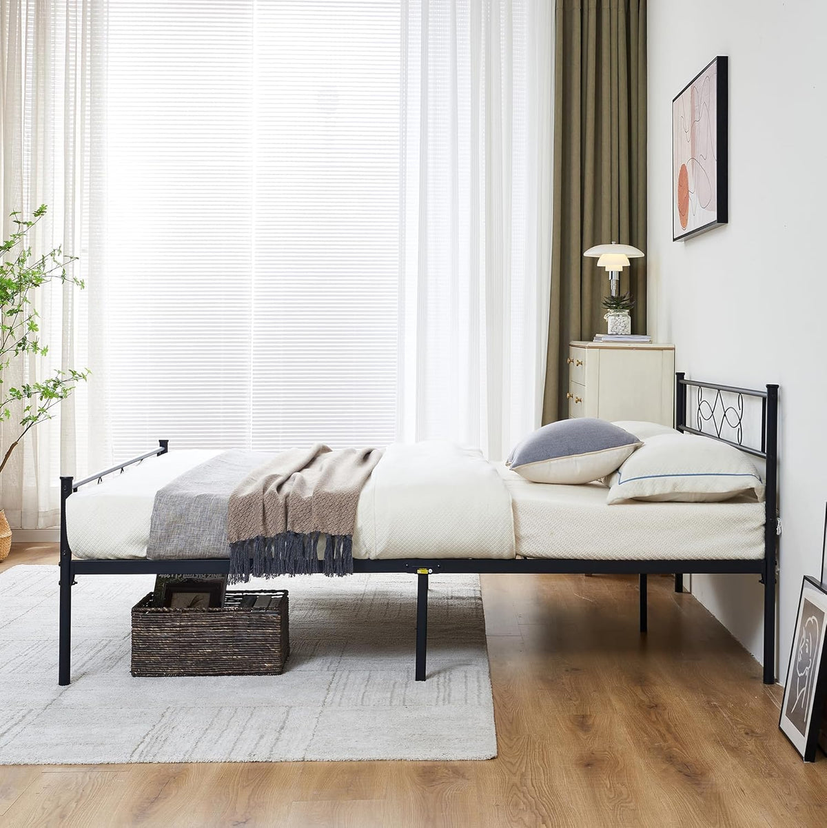14" Full Size Metal Platform Bed Frame with Headboard J30937